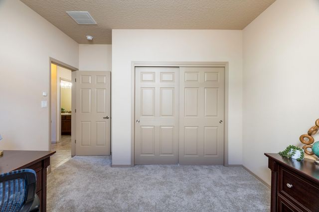 2517 Redondo Santa Fe, Rio Rancho, NM 87144