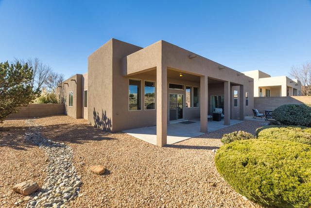 2517 Redondo Santa Fe, Rio Rancho, NM 87144