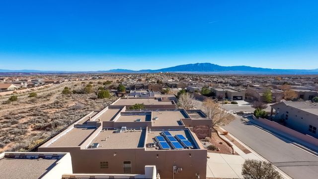 2517 Redondo Santa Fe, Rio Rancho, NM 87144