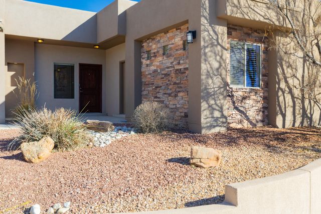 2517 Redondo Santa Fe, Rio Rancho, NM 87144