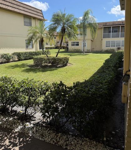 157 Saxony D, Delray Beach, FL 33446