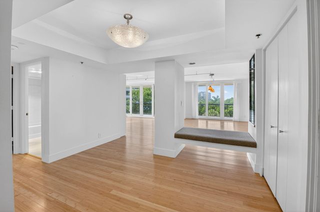 901 E Camino 4c, Boca Raton, FL 33432