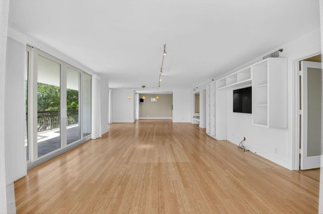 901 E Camino 4c, Boca Raton, FL 33432