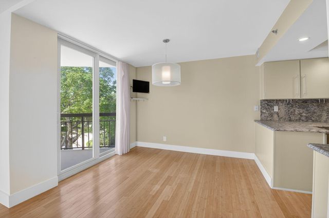 901 E Camino 4c, Boca Raton, FL 33432