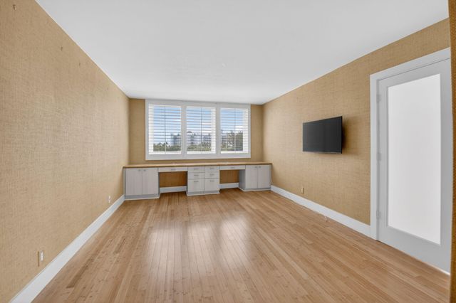 901 E Camino 4c, Boca Raton, FL 33432