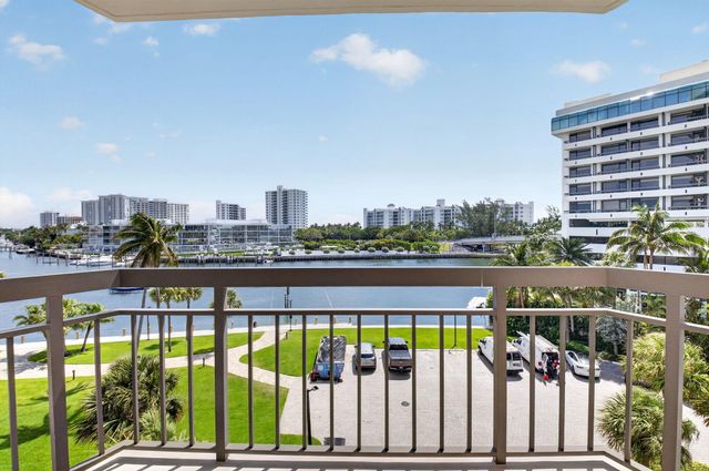 901 E Camino 4c, Boca Raton, FL 33432