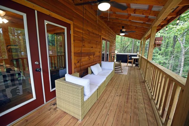333 Whispering Hills Road, Murphy, NC 28906