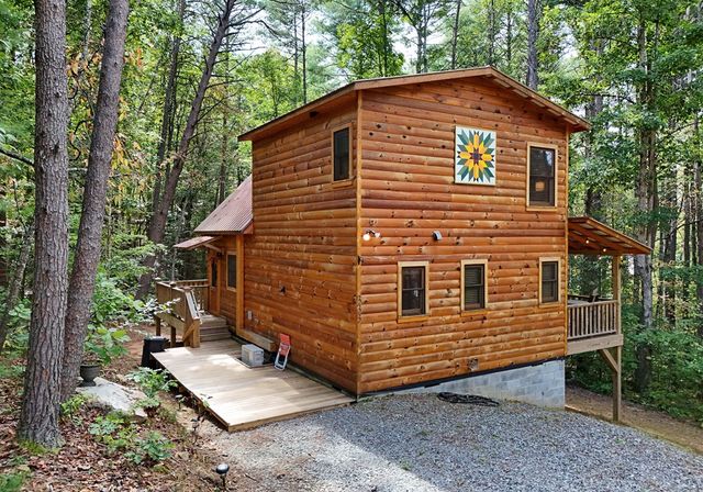 333 Whispering Hills Road, Murphy, NC 28906