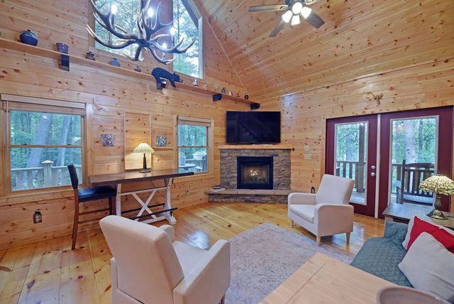 333 Whispering Hills Road, Murphy, NC 28906