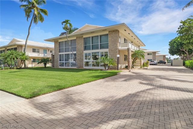 2500 Gulf Shore BLVD N S10, Naples, FL 34103