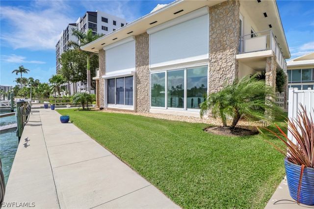 2500 Gulf Shore BLVD N S10, Naples, FL 34103