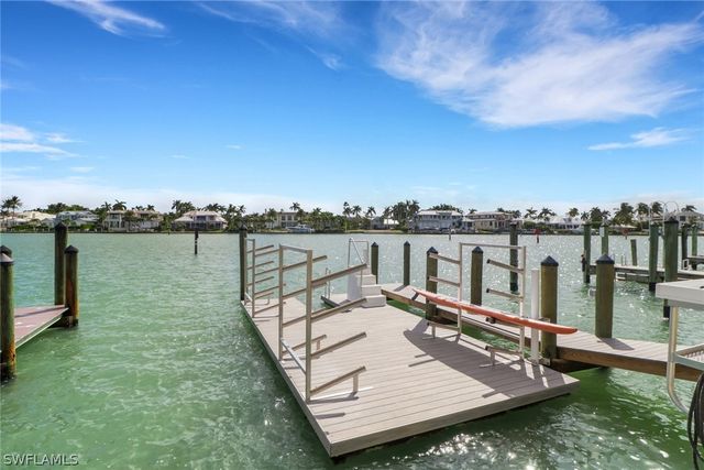 2500 Gulf Shore BLVD N S10, Naples, FL 34103