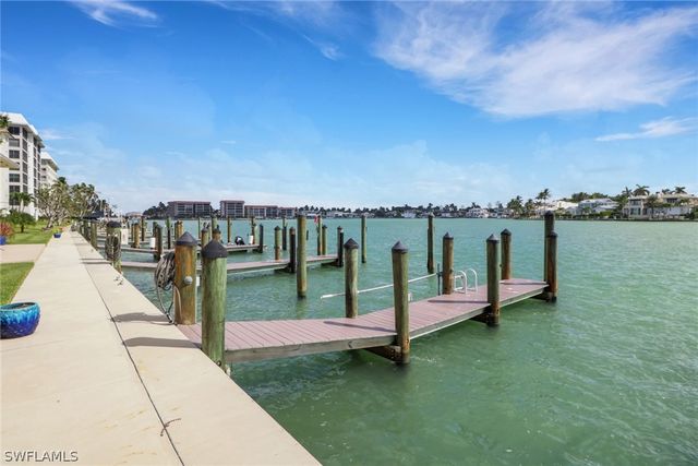 2500 Gulf Shore BLVD N S10, Naples, FL 34103