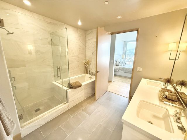 888 Kapiolani Boulevard 4501, Honolulu, HI 96813