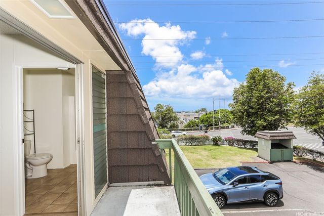 98-263 Kaonohi Street I4, Aiea, HI 96701