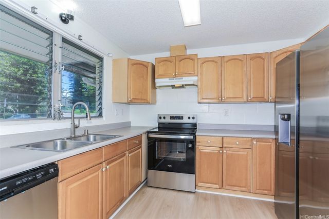 98-263 Kaonohi Street I4, Aiea, HI 96701
