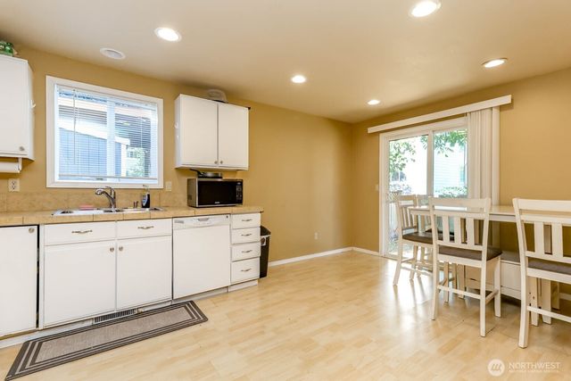 3512 N Orchard Street, Tacoma, WA 98407