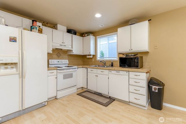 3512 N Orchard Street, Tacoma, WA 98407