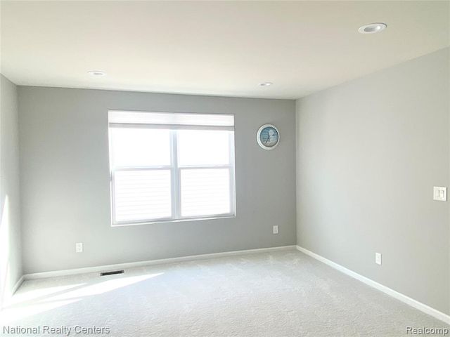 2835 Dillon Drive, Ann Arbor, MI 48105