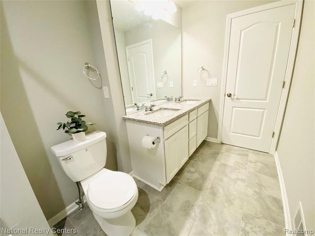 2835 Dillon Drive, Ann Arbor, MI 48105