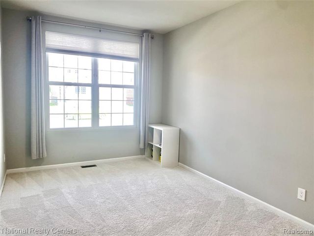 2835 Dillon Drive, Ann Arbor, MI 48105