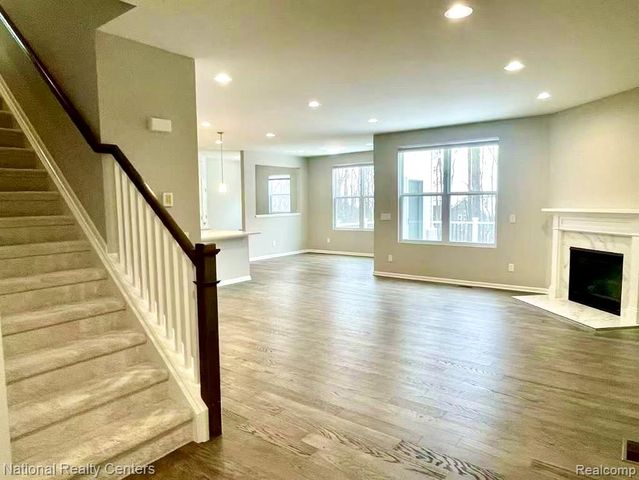 2835 Dillon Drive, Ann Arbor, MI 48105
