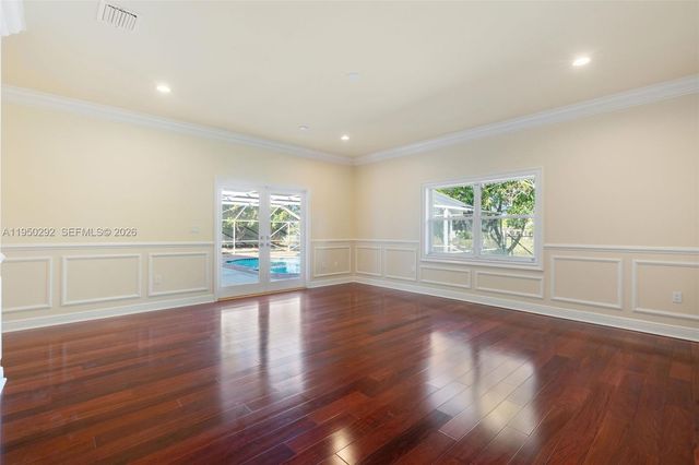 8281 SW 84th Ter, Miami, FL 33143