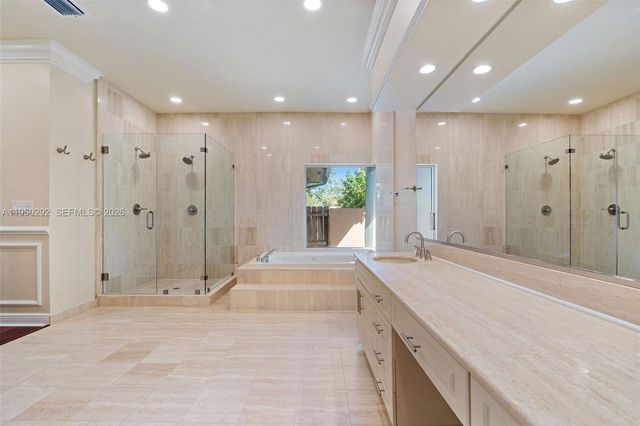 8281 SW 84th Ter, Miami, FL 33143