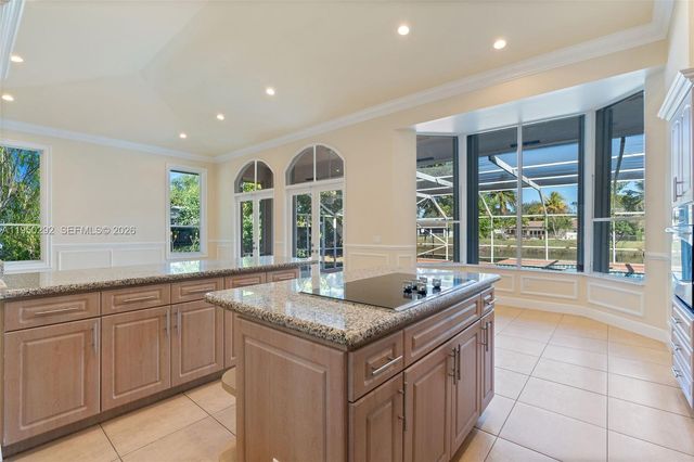 8281 SW 84th Ter, Miami, FL 33143