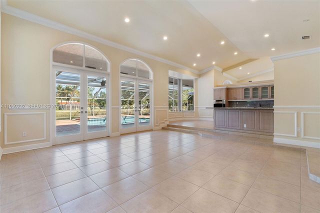 8281 SW 84th Ter, Miami, FL 33143