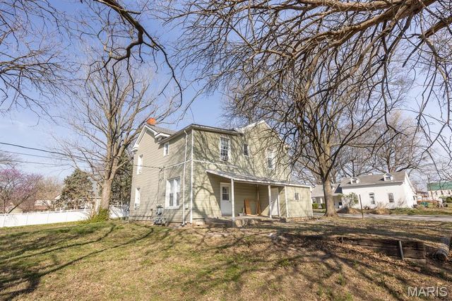 204 S Fritz Street, Lebanon, IL 62254