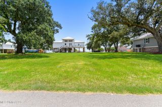331 E 5th Street, Long Beach, MS 39560