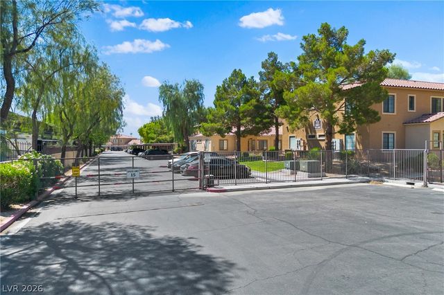 2060 Rancho Lake Drive 103, Las Vegas, NV 89108