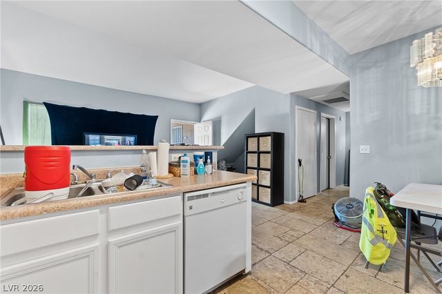 2060 Rancho Lake Drive 103, Las Vegas, NV 89108