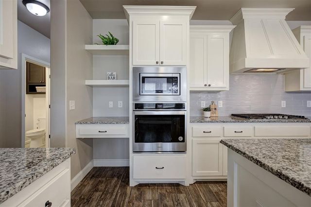 12013 SW 45th Terrace, Mustang, OK 73064
