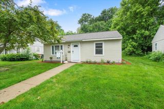 36 Craig Avenue, Madison, WI 53705