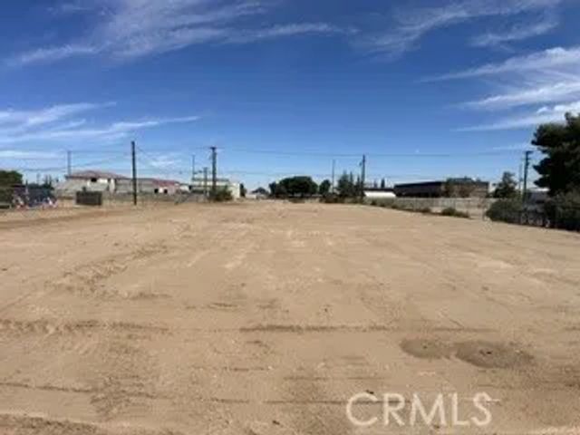 15828 Sequoia, Hesperia, CA 92345