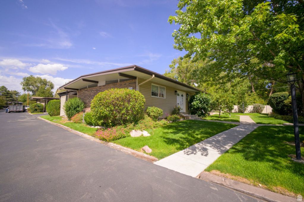 4533 S TANGLEWOOD DR, Holladay, UT 84117 — photo 3