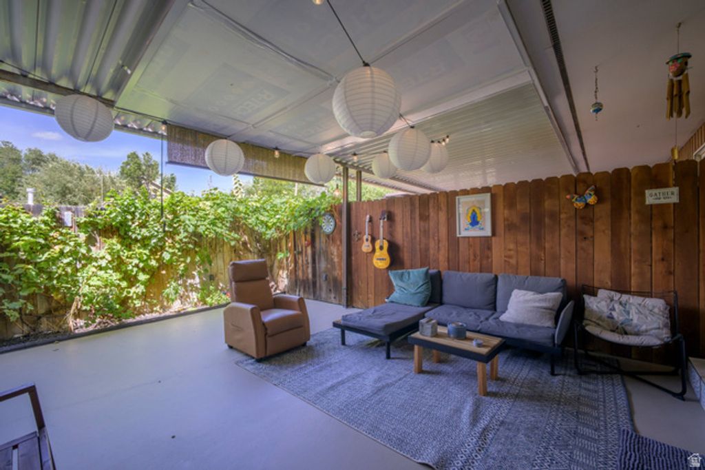4533 S TANGLEWOOD DR, Holladay, UT 84117 — photo 4