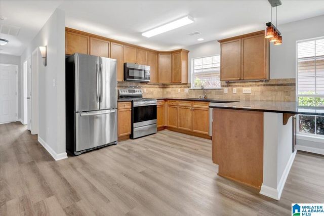 242 FOREST LAKES DRIVE, Sterrett, AL 35147