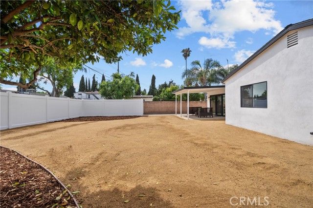 6902 Lasaine Avenue, Los Angeles, CA 91406