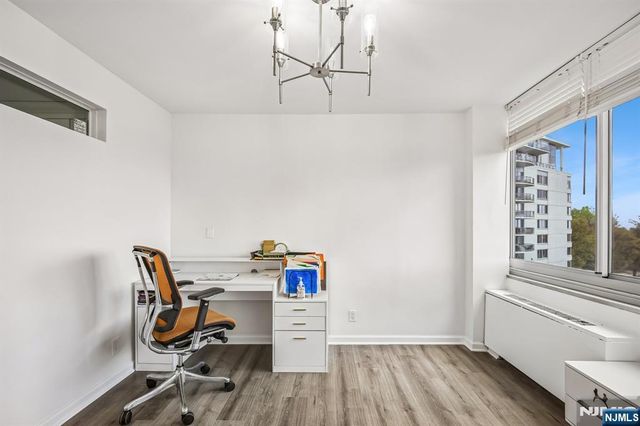 1 Claridge Drive 726, Verona, NJ 07044