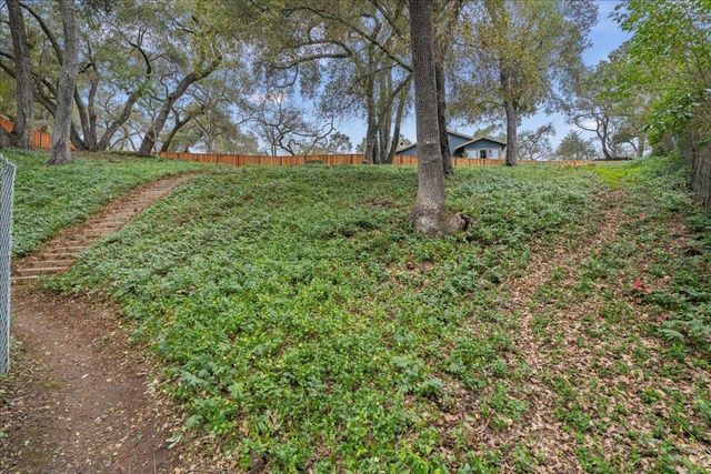 16235 W Ellenwood Avenue, Monte Sereno, CA 95030