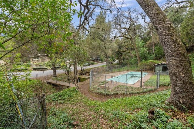 16235 W Ellenwood Avenue, Monte Sereno, CA 95030