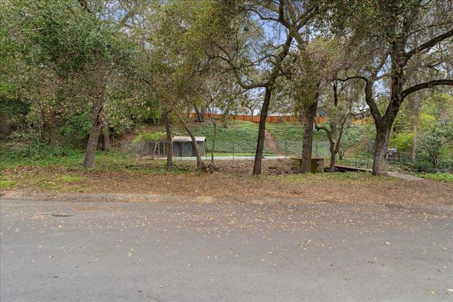 16235 W Ellenwood Avenue, Monte Sereno, CA 95030