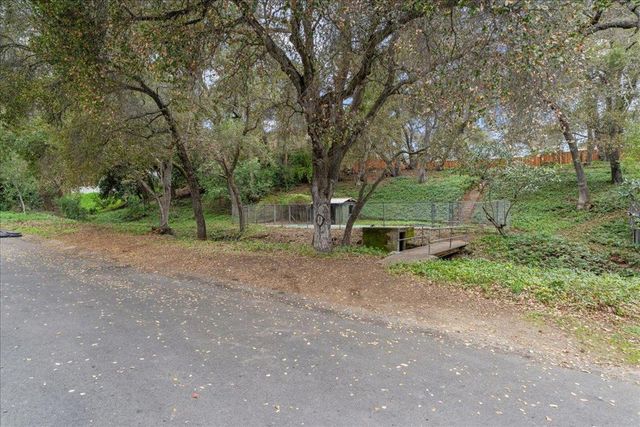 16235 W Ellenwood Avenue, Monte Sereno, CA 95030