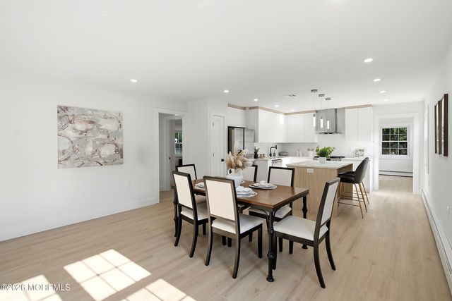 4 Pebble Beach Court, Toms River, NJ 08757