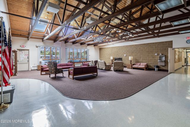 4 Pebble Beach Court, Toms River, NJ 08757