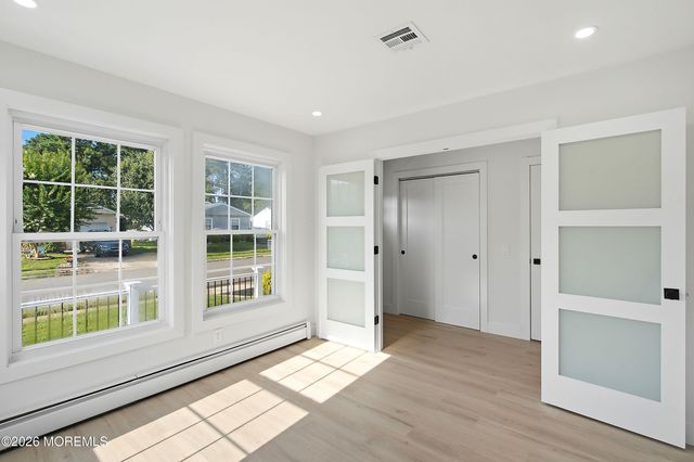 4 Pebble Beach Court, Toms River, NJ 08757