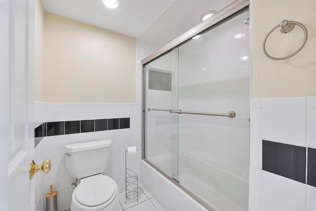 21852 Arriba 6-h, Boca Raton, FL 33433